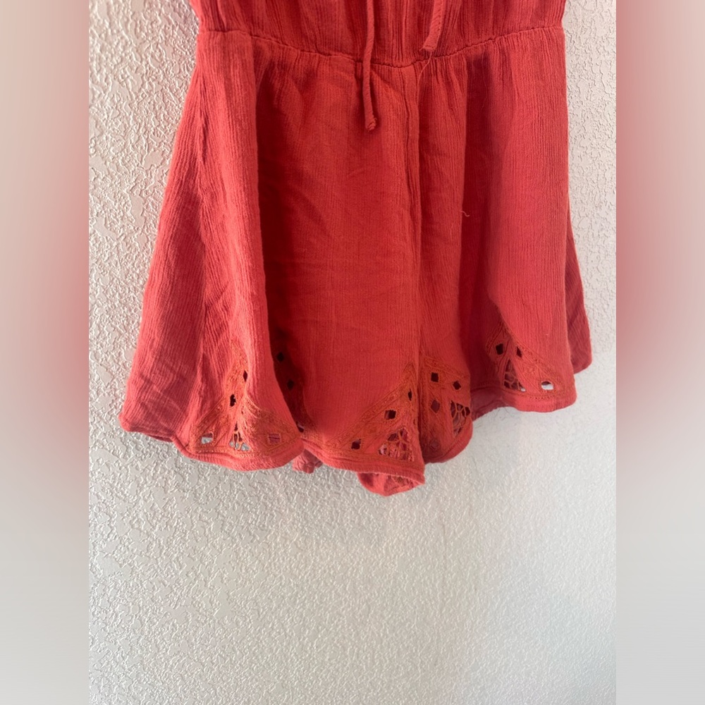 Lush Boutique Burnt Orange Bohemian Romper Crochet Lace Size Small - Picture 3 of 9